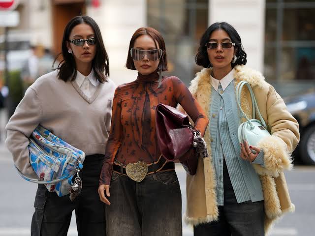 Fashion Trends UK Women 2026: What’s In, What’s Out, and What to Wear Now